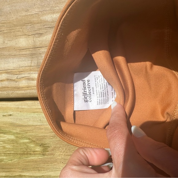 Girlfriend Collective Legging in Burnt Orange - Picture 3 of 4